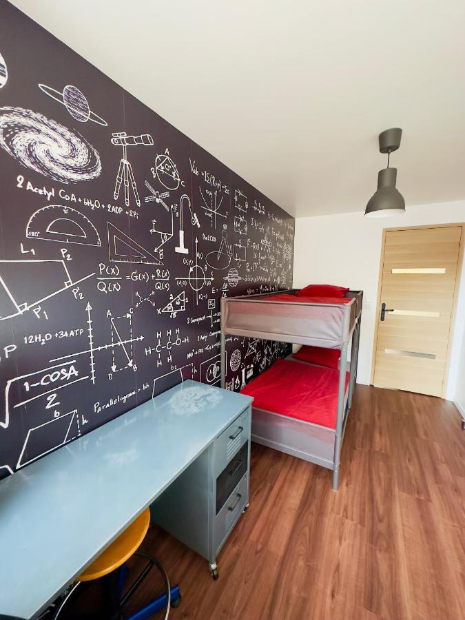Appartement Familial Disneyland Paris - Wifi Et Parking Inclus ! Coutevroult Exteriér fotografie